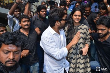 Celebs at Khaidi No 150 Movie Screening